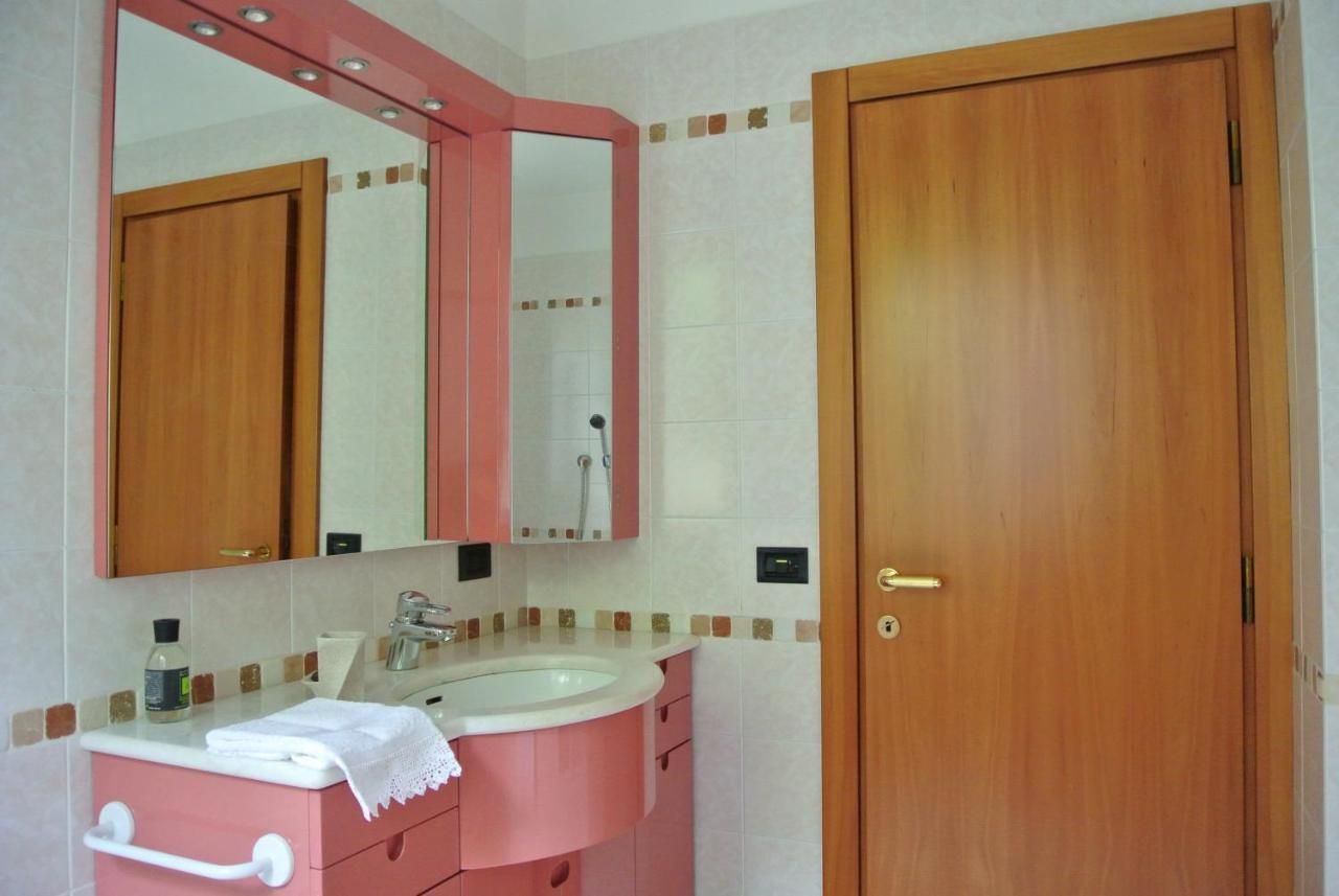 B&B Sari Комо Экстерьер фото